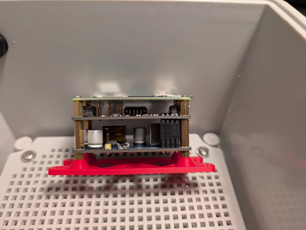 Mounting Plates for Raspberry Pi Zero, W, 2 W - Free 3D Print Model ...