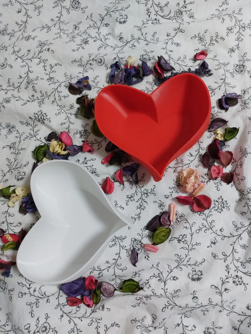 Schale in Herzform - Heart shaped bowl