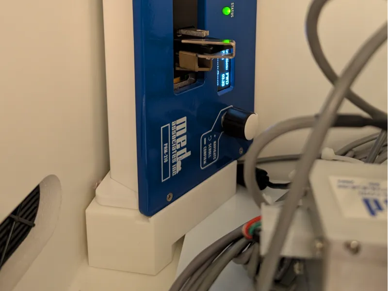 Syringe pump stand med associates 