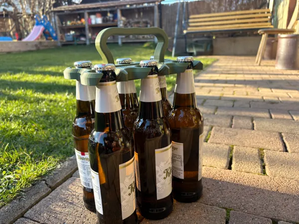 Porteur de bière humoristique