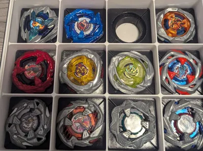 Beyblade holder for 5x5x9u box