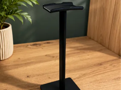 Minimalist Headphone Stand