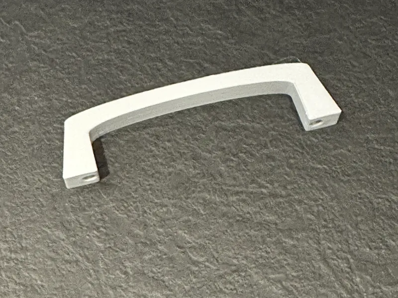 Cabinet handle