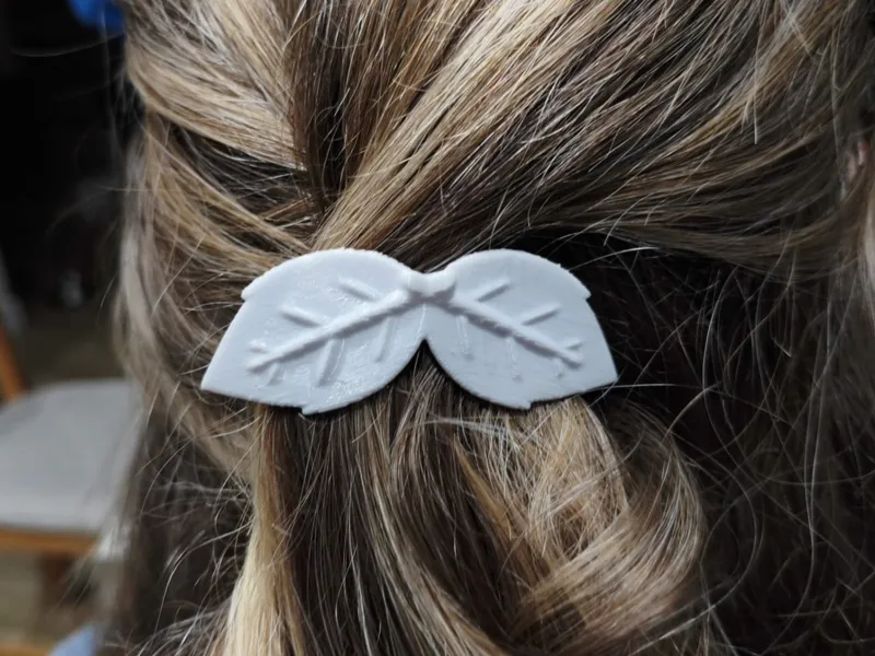 Minimalist Leaf hair accessory