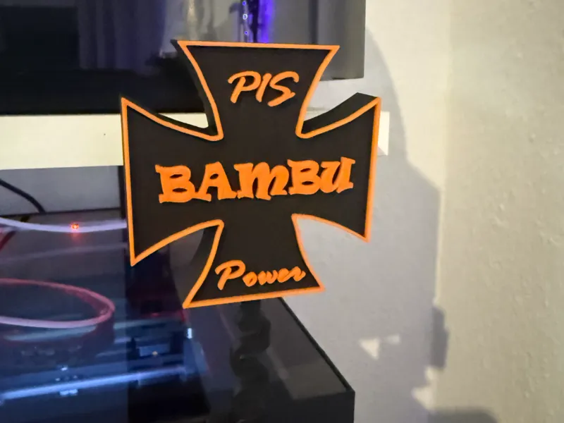 Wackelfigur Eisernes Kreuz - P1S