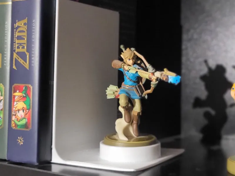 Bookend Amiibo