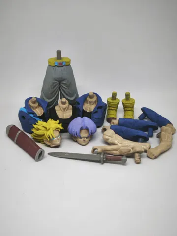 Figura decorativa: Future Trunks Modular Action Figure — vista de referencia 2
