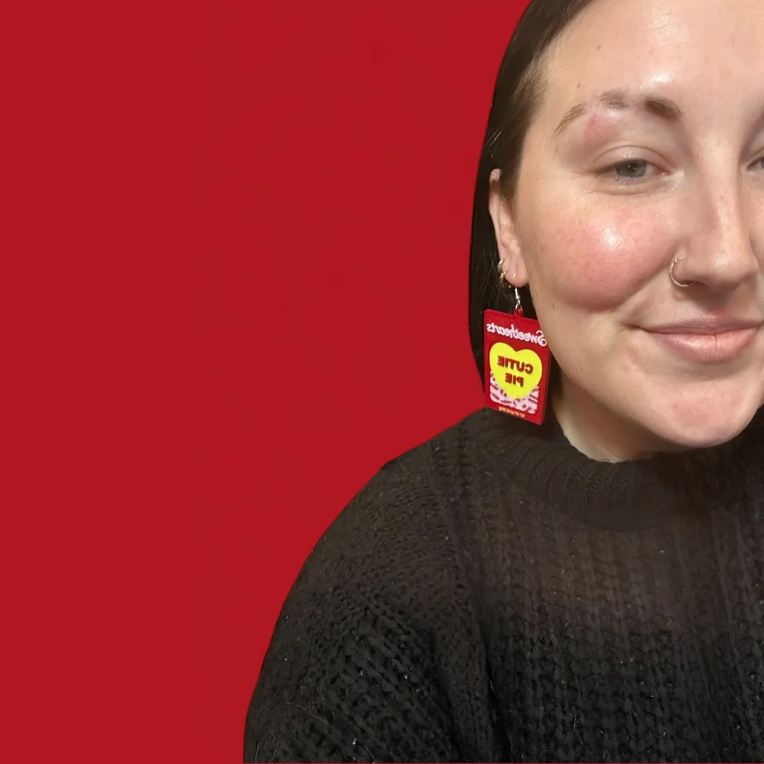 sweetheart candy box earrings view 2