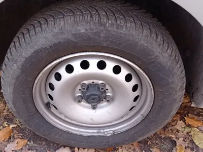 Renault Kangoo II centre hub cap 5x108