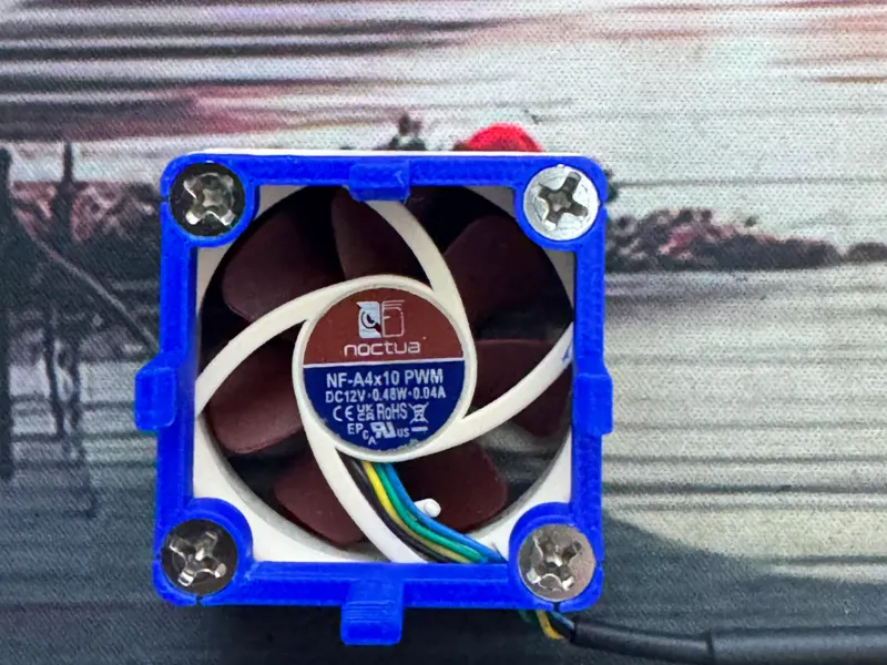 Inspur 9207-8i 40mm Fan Mount