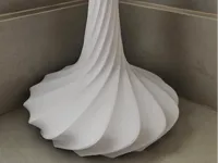 Vase Victorino aux lignes fluides — photo 1
