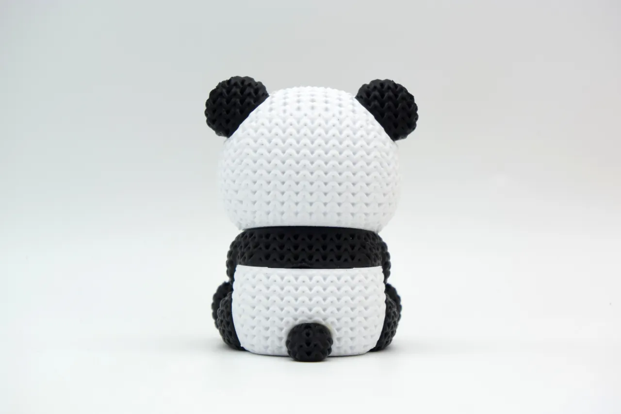 Knitted Panda view 2