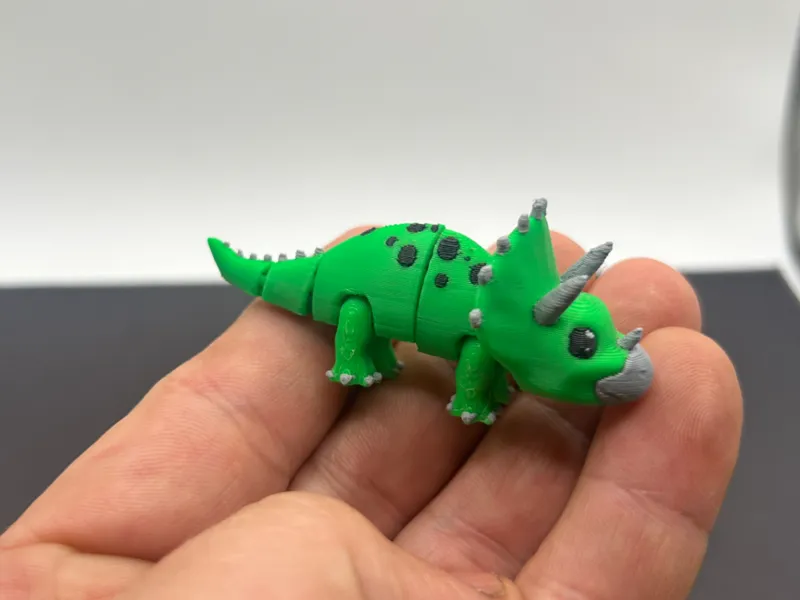 Toppsy the articulating Triceratops