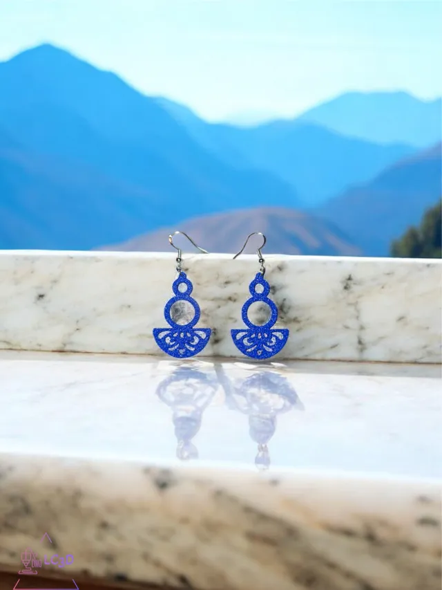 Elegant earrings