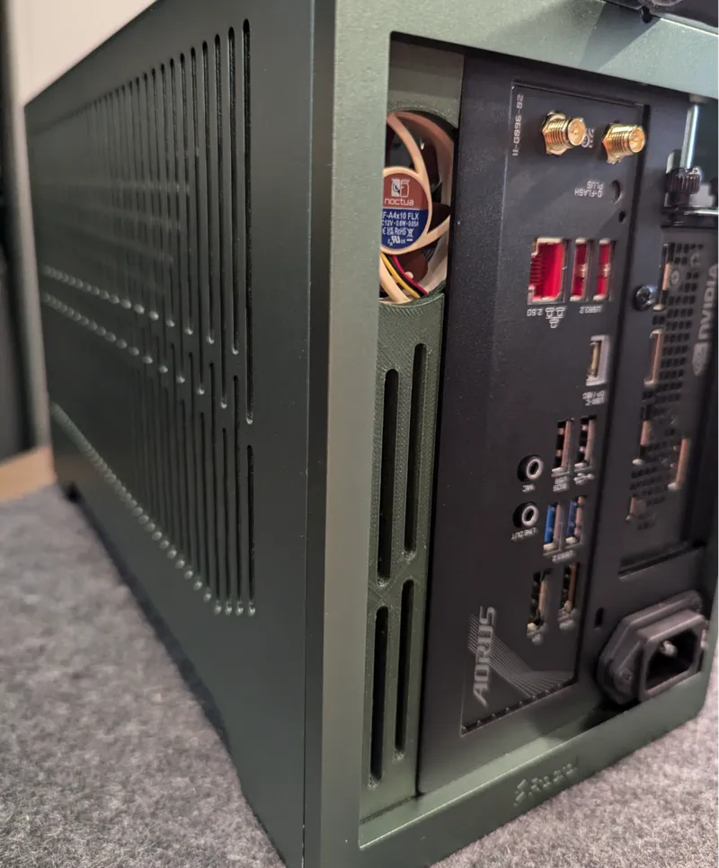 Fractal Design Terra - 40mm Fan Backplate