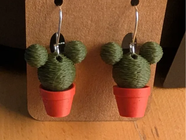 Mickey topiary - earrings
