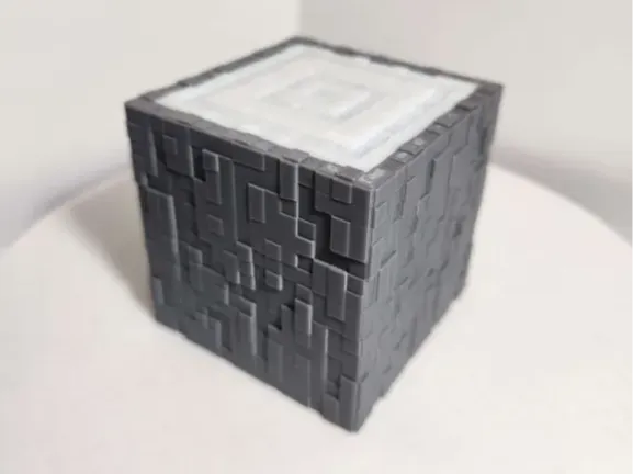 Minecraft Pale Oak Log Box