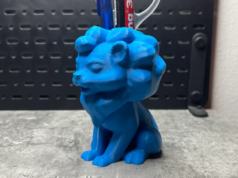 Lion Pencil Holder