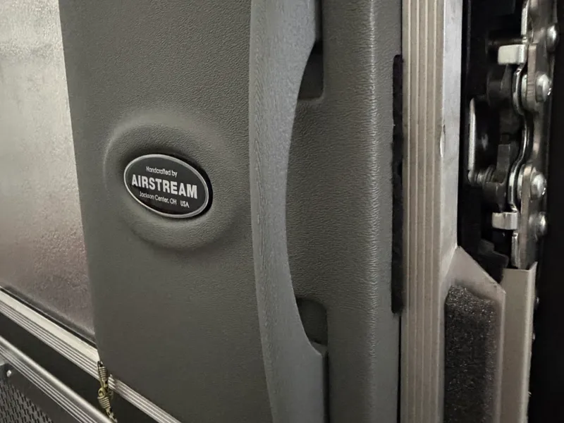 Airstream Screen door slider