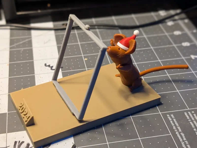 Christmas Mouse Ornament w/ Trap