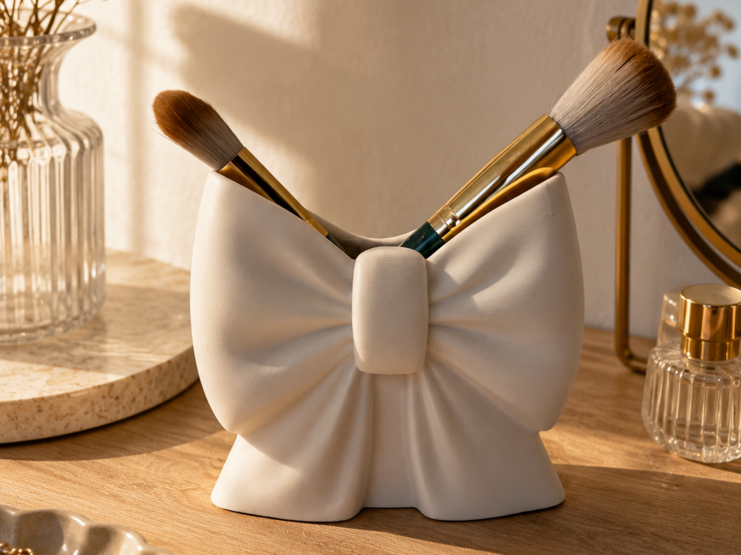 Blush Bow Organizer