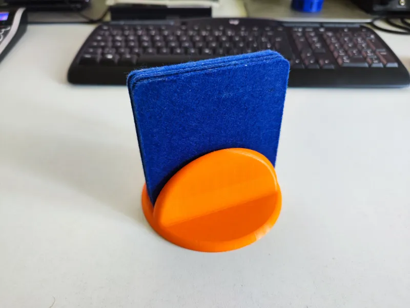 coaster/beer mat holder/stand