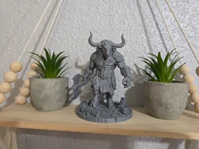 minotaur labyrinth guardian