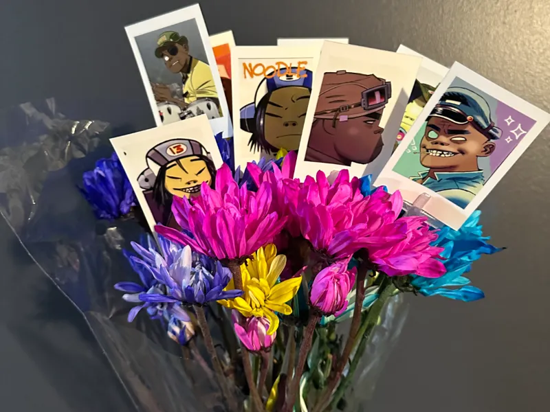 Flower Bouquet Card Holder
