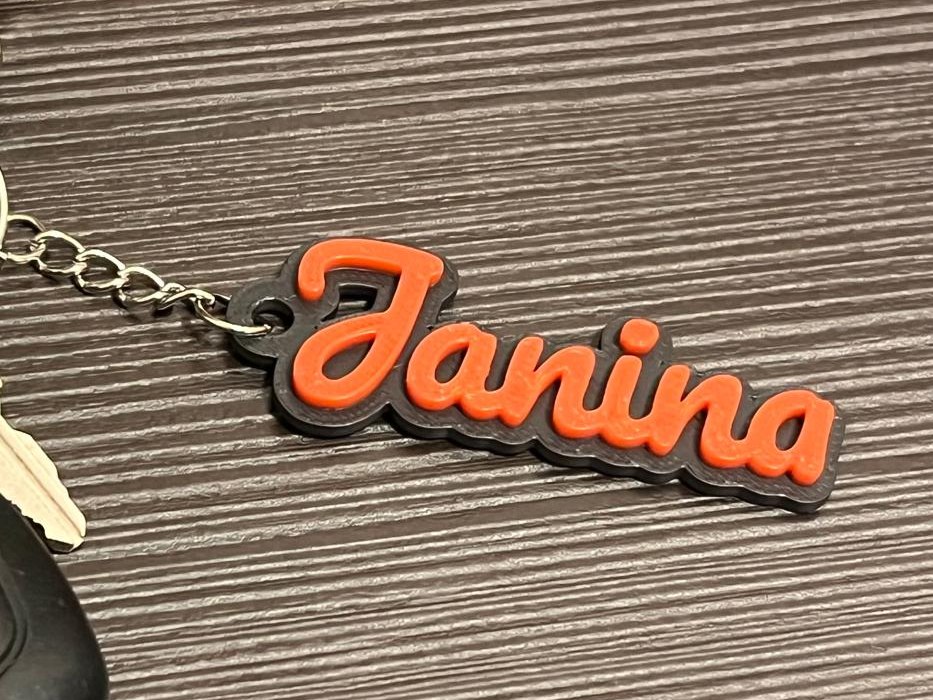 Name Keychain – 200+ Names x 10 Fonts