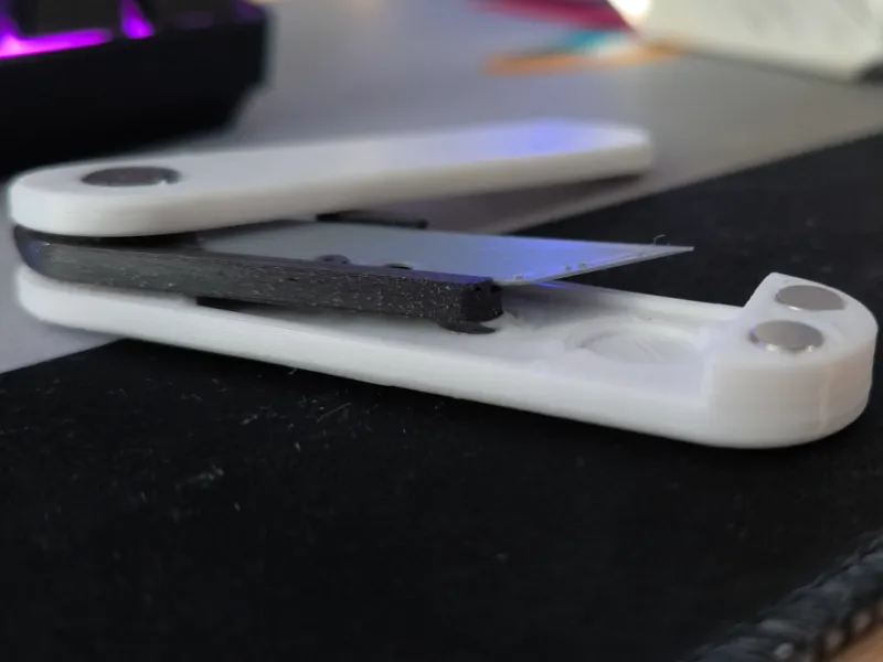 6x3mm magnet version no spare blade 