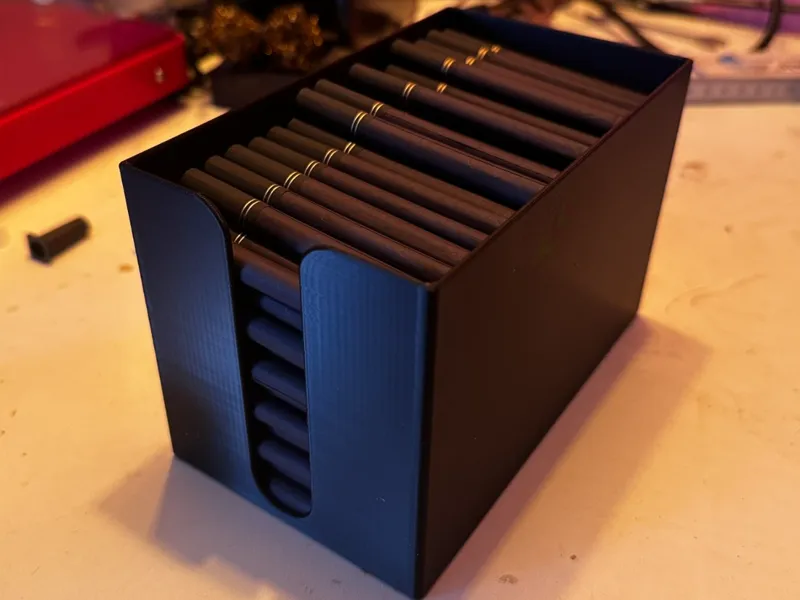 cigarette box for 200 cigarettes