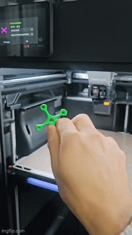 Finger fidget flipper