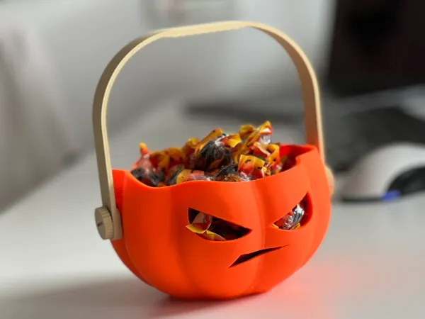 https://makerworld.bblmw.com/makerworld/model/US52f8e0194ef8c6/design/2024-10-21_2d166615870de.jpeg