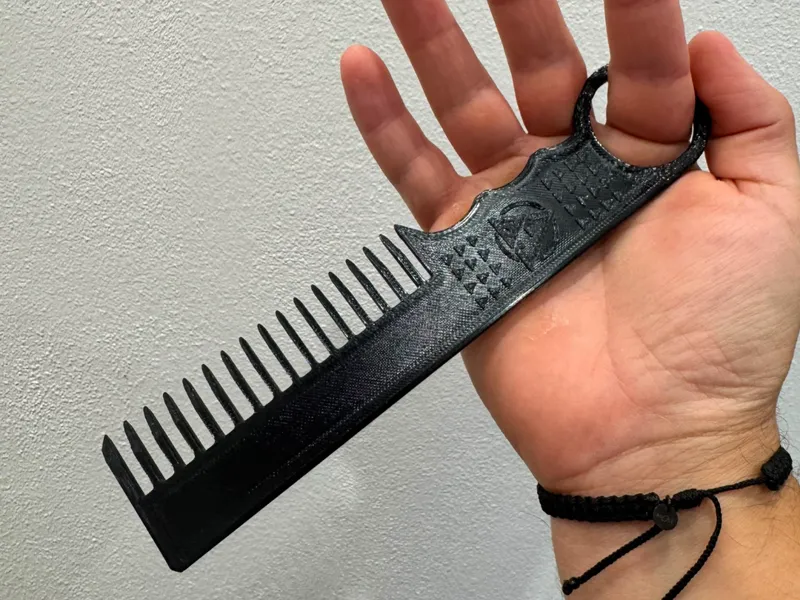 Karambit-Style Barber Comb