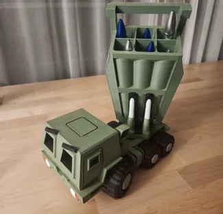 M142 HIMARS desk pen holder