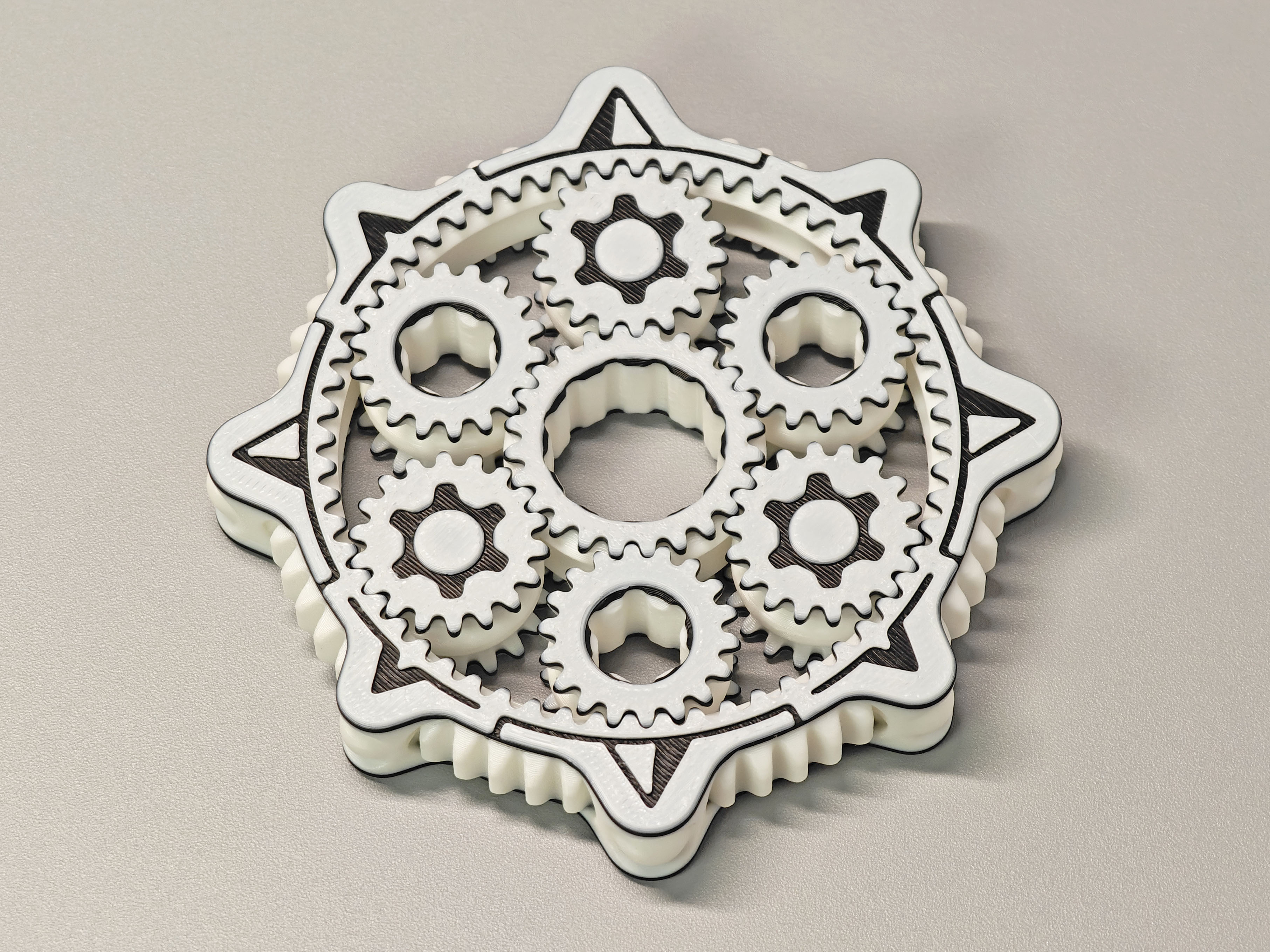 Miniatura 1 do modelo 3D 超顺滑行星齿轮 指尖陀螺 罗盘 解压玩具 TA3罗盘
