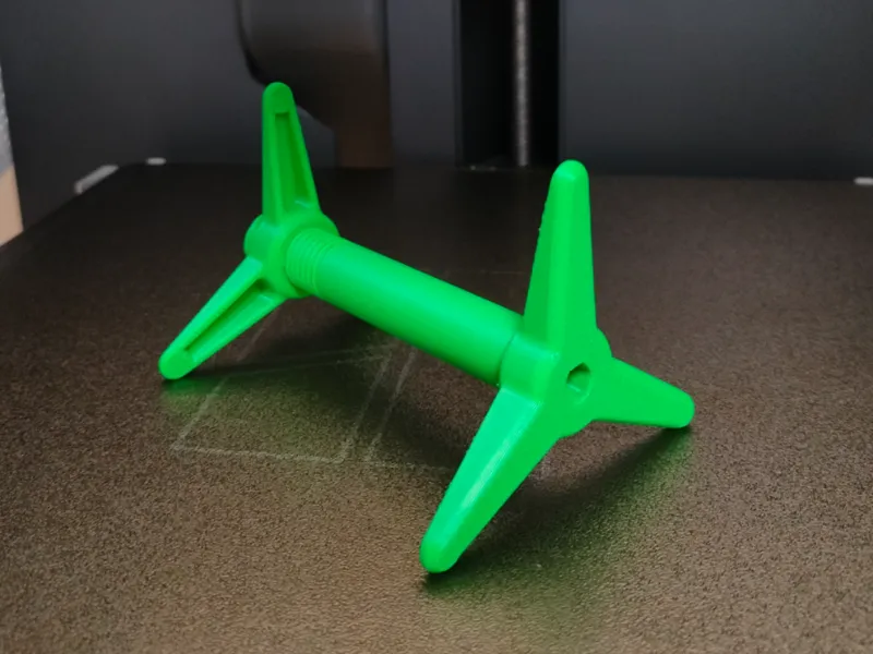 Filament winder for a drill