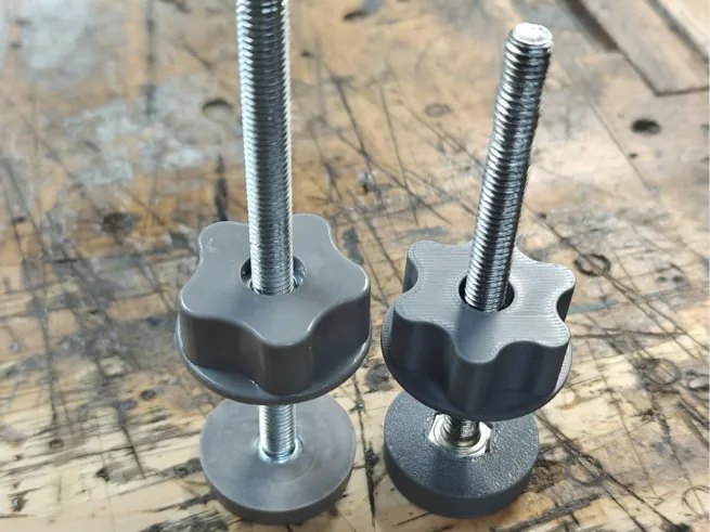 Regalo Spindle Rods