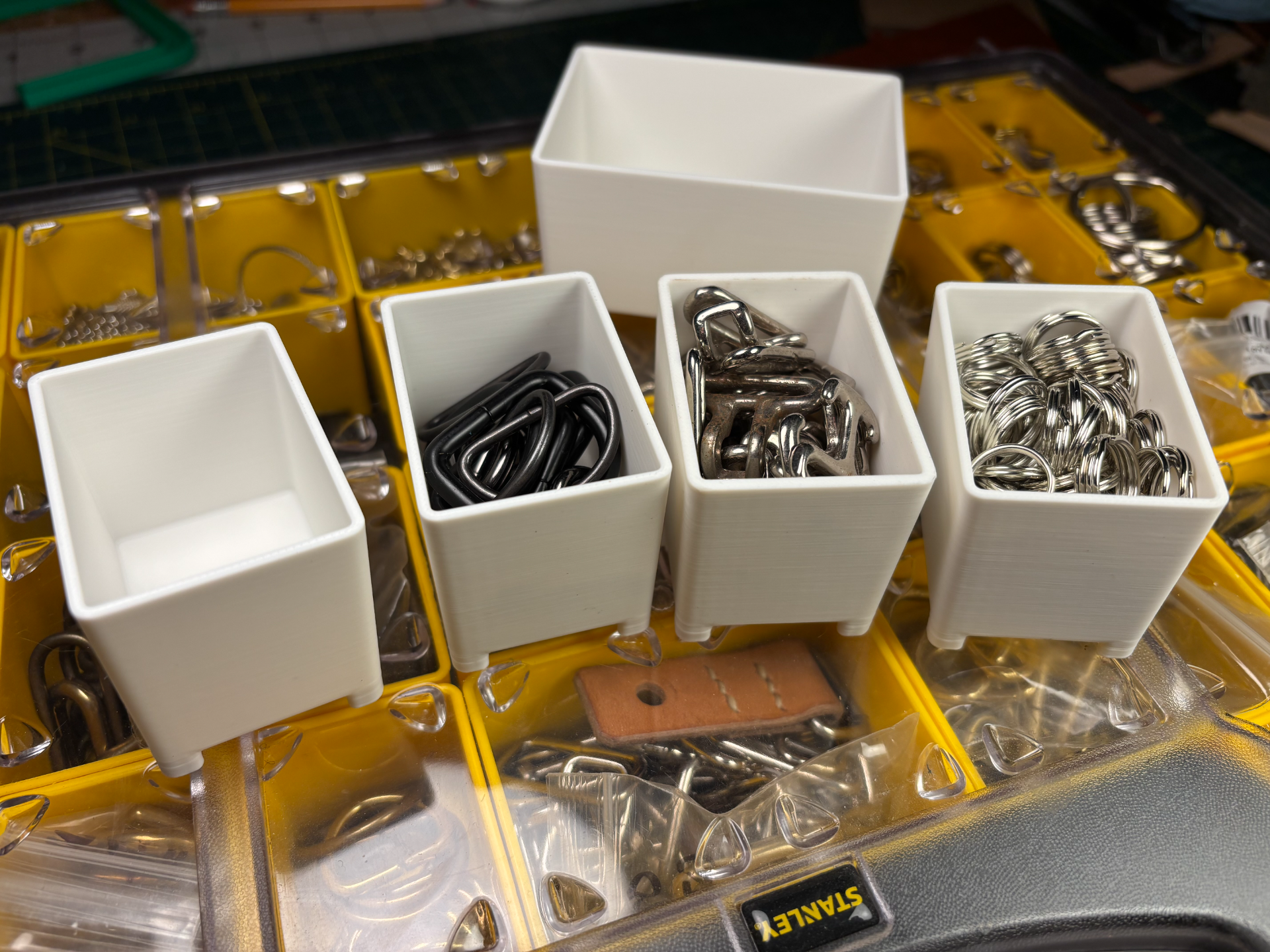 Stanley bins for organizer box (014725R)