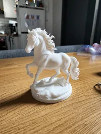 Sculpture Cheval majestueux — photo 3