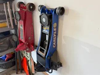 Wall Mounted Floor Jack Hanger