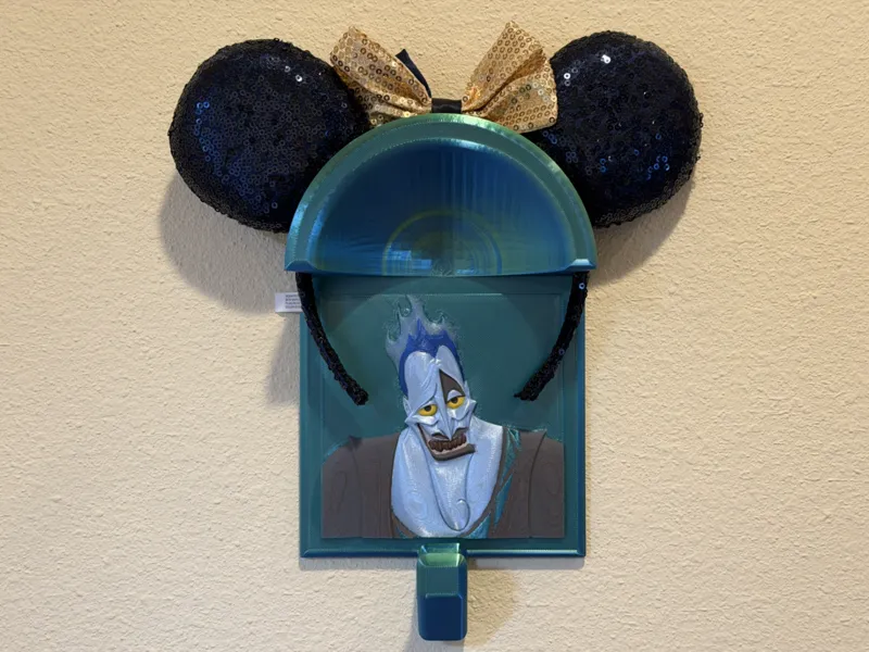 Hades ear wall display & backpack hanger