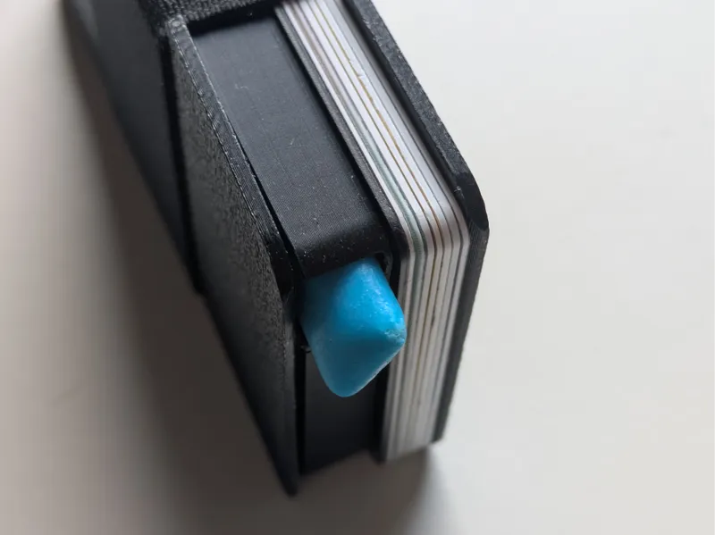 Lockcard Wallet Gum Dispenser