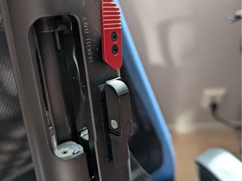 Shotgun magnetic loader for IPSC