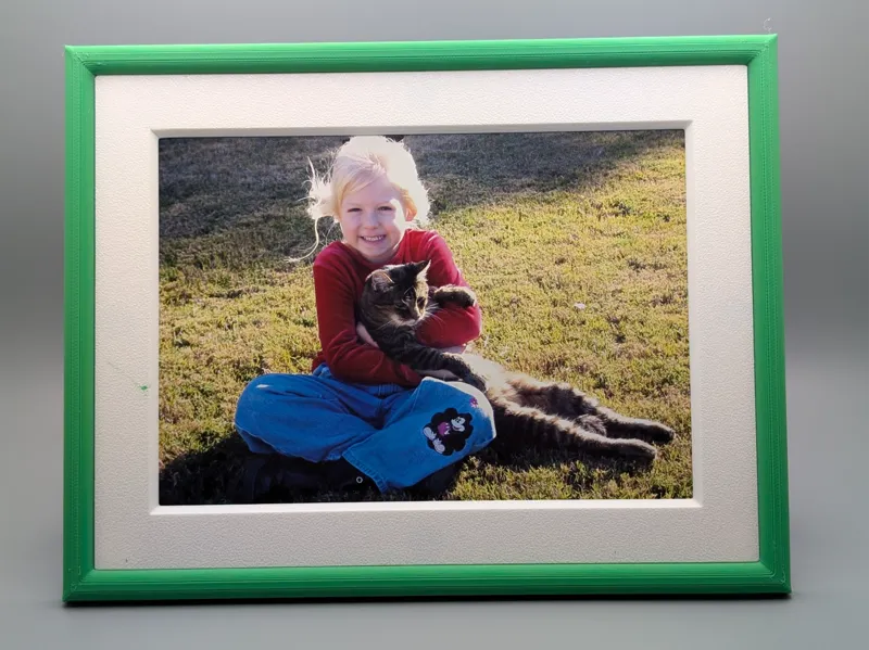 Picture Frame 4x6 - Magnetic/Desk/Wall Photo Frame