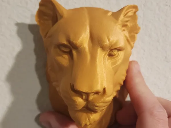 Décoration murale lionne