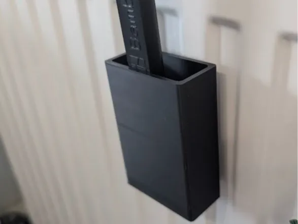 Magnetic holder for scrapper/shoe spool/others