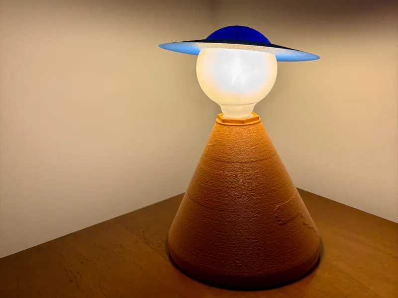 Lampada minimal moderna