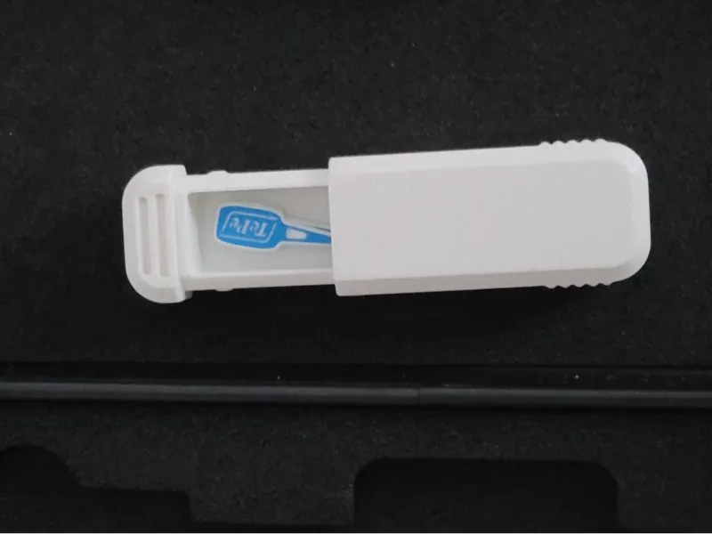 Pill/Floss Pocket Box 