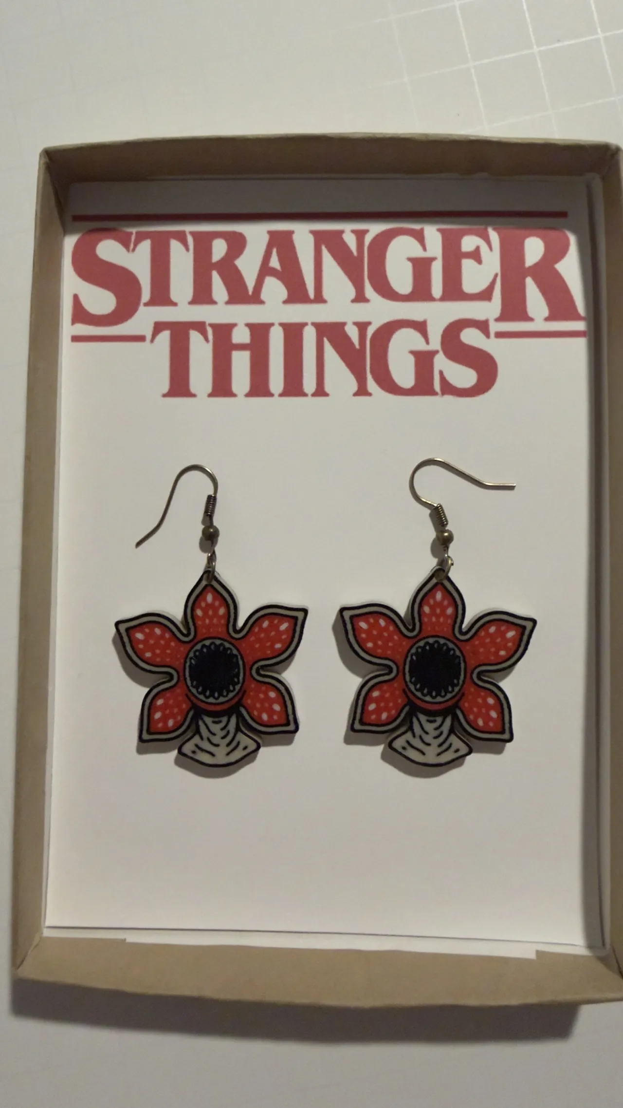 Demogorgon Earring Stranger Things (double-sided) view 2